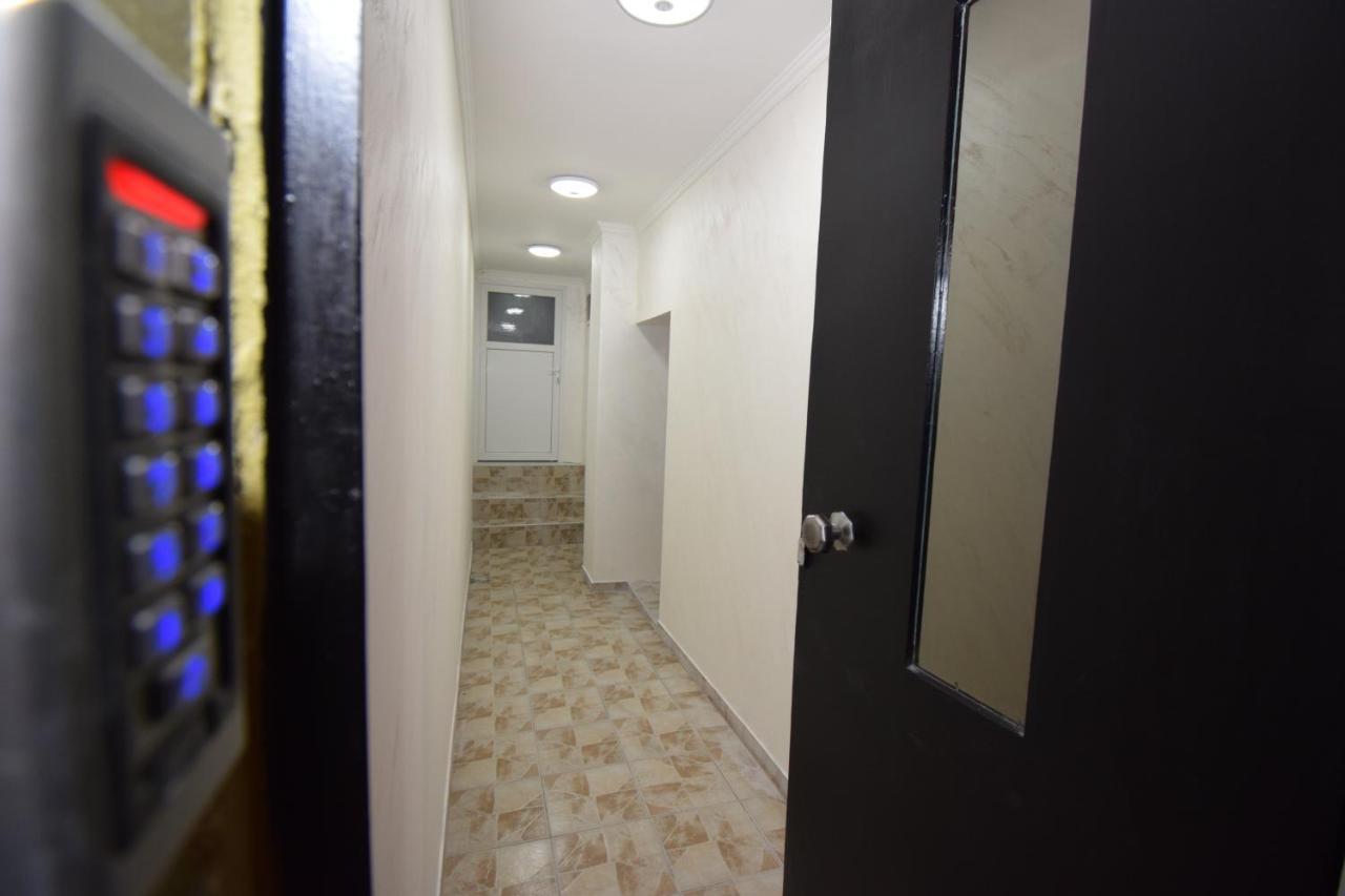 Apartments Wolf Beograd Bagian luar foto