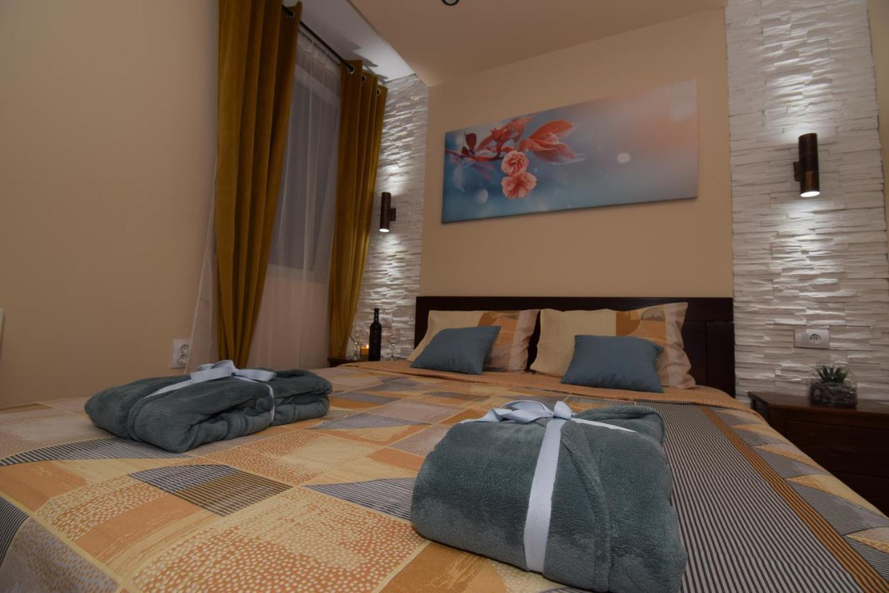 Apartments Wolf Beograd Bagian luar foto