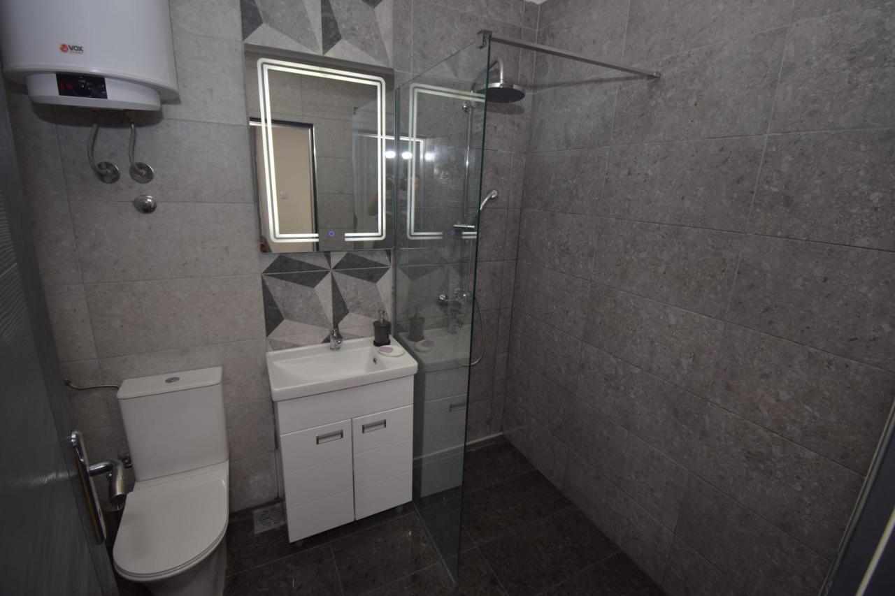 Apartments Wolf Beograd Bagian luar foto