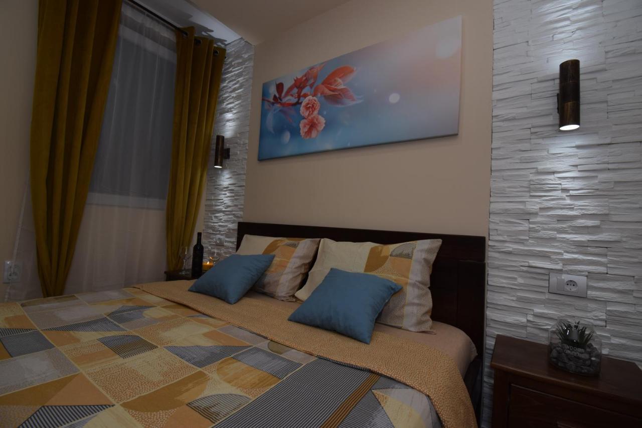 Apartments Wolf Beograd Bagian luar foto